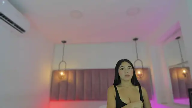 Haily b online show from 5, 12, 2025