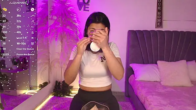 Snapshot of miaoconell chatting on 27, 4, 2026 miaoconell online show from 27, 4, 2026
