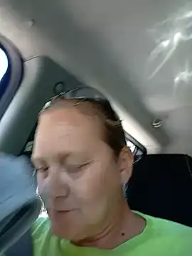 wetnwildforyou online show from 31, 10, 2025