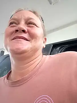 wetnwildforyou online show from 6, 11, 2025