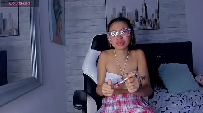 Aida princess online show from 28, 2, 2025