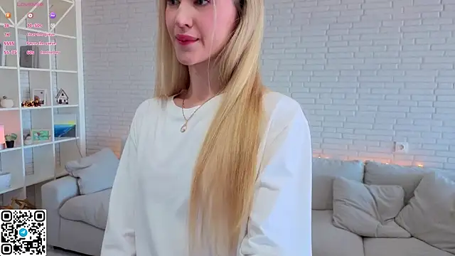 Tessalune  online show from 4, 10, 2025