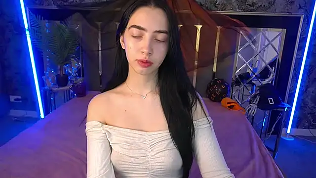 WildKittenX  online show from 29, 10, 2025