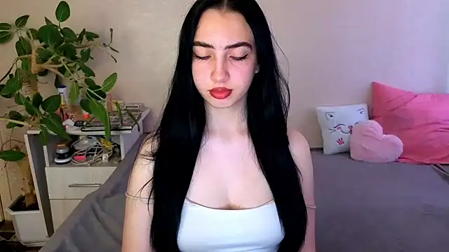 WildKittenX  online show from 16, 6, 2026
