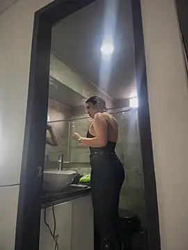 Mila LS online show from 20, 12, 2025