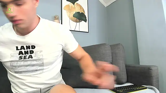 Snapshot of Kyle_Baker chatting on 21, 9, 2025 Kyle Baker online show from 21, 9, 2025