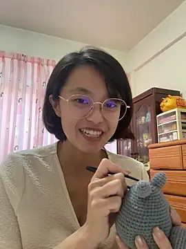 Snapshot of ladypaggy chatting on 11, 4, 2026 ladypaggy online show from 11, 4, 2026