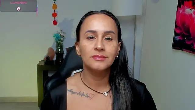 Snapshot of Sara_Charmy chatting on 2, 6, 2026 Sara Charmy online show from 2, 6, 2026