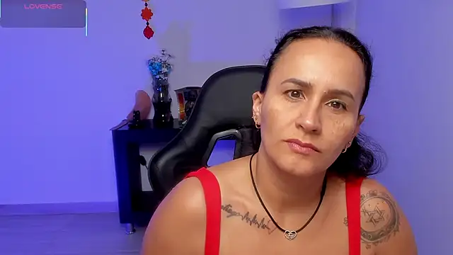 Snapshot of Sara_Charmy chatting on 8, 6, 2026 Sara Charmy online show from 8, 6, 2026