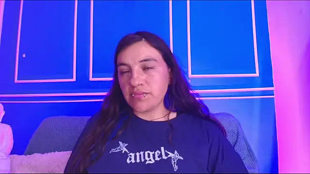 TaraTaylorr online show from 20, 6, 2026