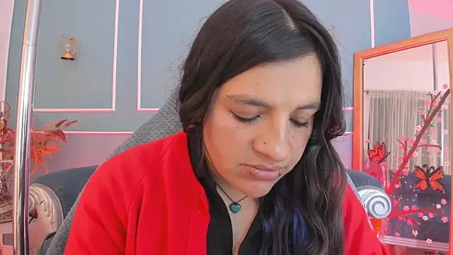 TaraTaylorr online show from 23, 6, 2026