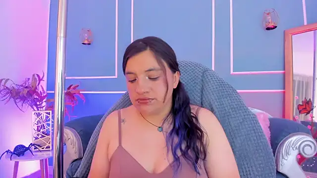 TaraTaylorr online show from 16, 7, 2026