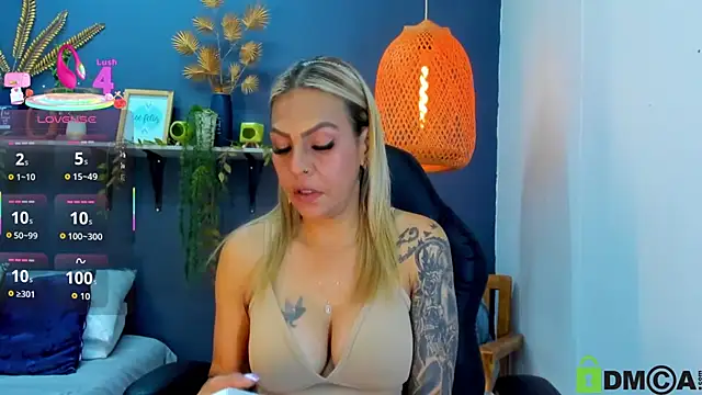 yessila parker online show from 11, 11, 2025