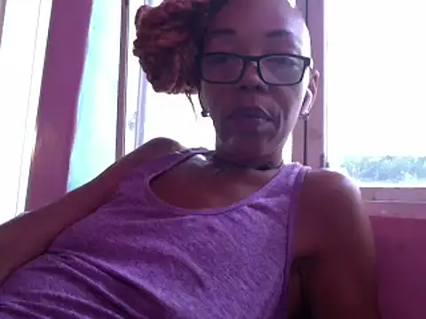Snapshot of Ladyzee25 chatting on 20, 6, 2026 Ladyzee25 online show from 20, 6, 2026