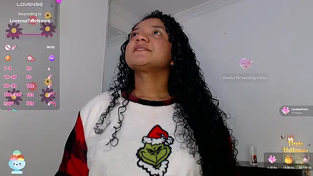 Snapshot of victtoria_cane63 chatting on 21, 10, 2025 victtoria cane63 online show from 21, 10, 2025