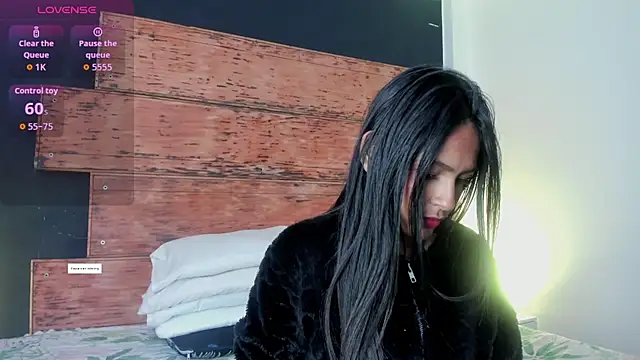 Snapshot of Fernanda_liie_ chatting on 24, 7, 2026 Fernanda liie online show from 24, 7, 2026