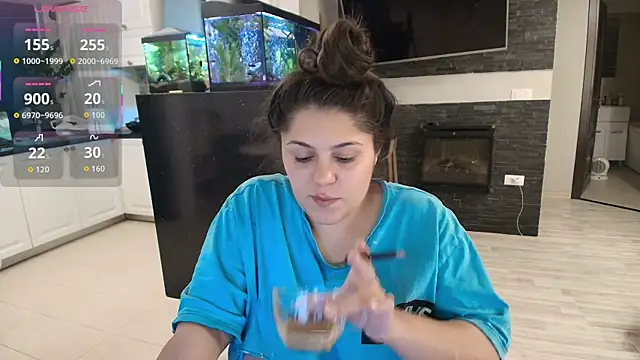 Layla- online show from 11, 10, 2025