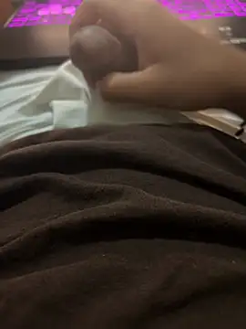 yeezy2819 online show from 27, 2, 2025