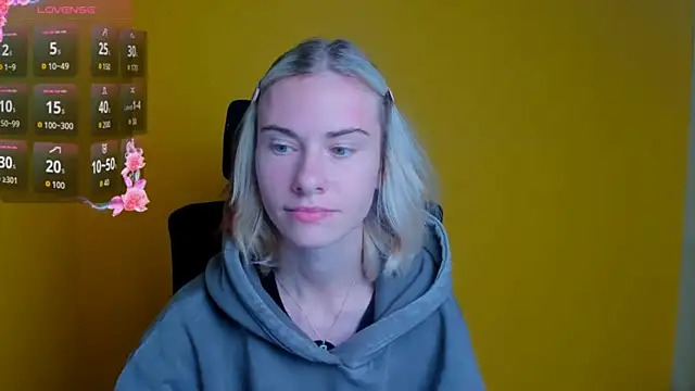 Fiona Night online show from 10, 10, 2025