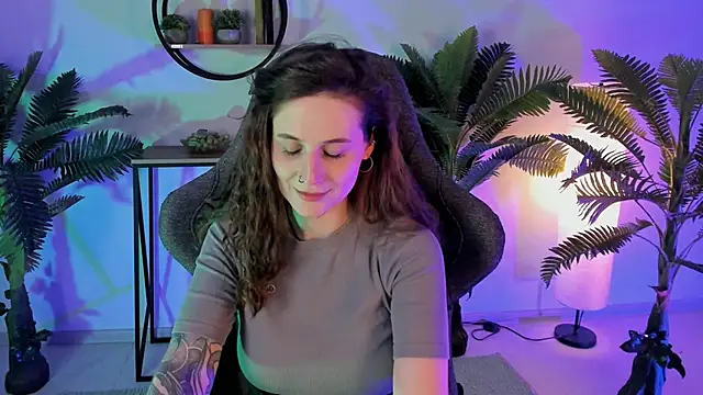 OliviaMcClean online show from 22, 3, 2025