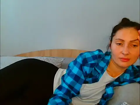 Irina9793 online show from 7, 4, 2026