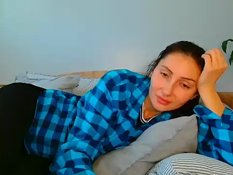 Snapshot of Irina9793 chatting on 4, 5, 2026 Irina9793 online show from 4, 5, 2026