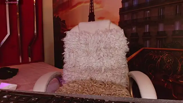 Gabi Prince online show from 6, 10, 2025