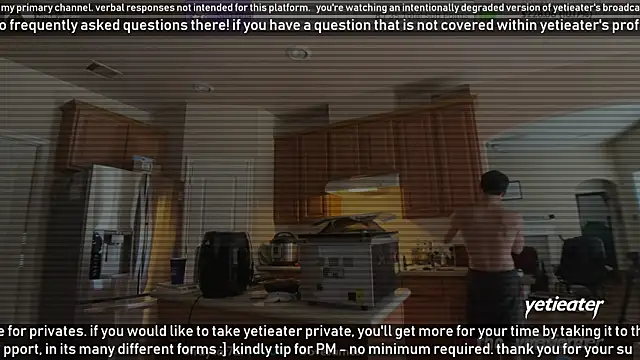 Snapshot of yetieater chatting on 3, 2, 2025 yetieater online show from 3, 2, 2025