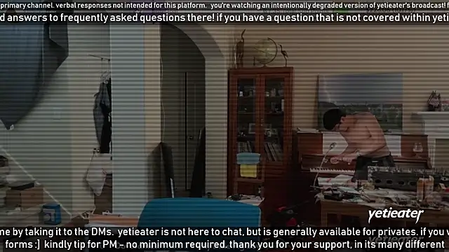 Snapshot of yetieater chatting on 10, 2, 2025 yetieater online show from 10, 2, 2025