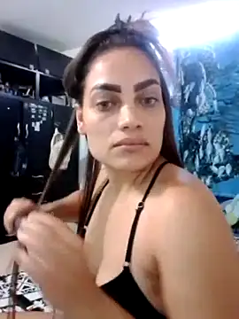 Snapshot of Ehilyn chatting on 3, 10, 2025 Ehilyn online show from 3, 10, 2025