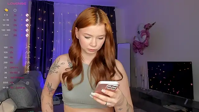 dinky  emily online show from 1, 3, 2025