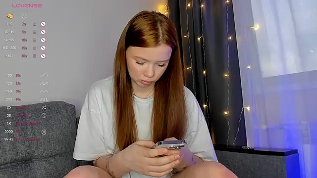 dinky  emily online show from 8, 3, 2025