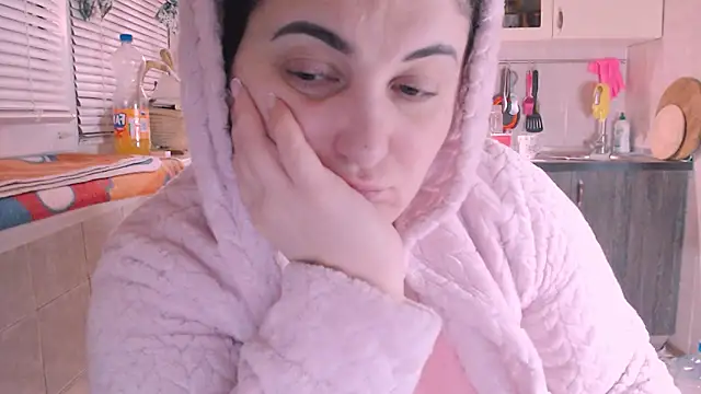 Snapshot of SoftLia chatting on 21, 1, 2025 SoftLia online show from 21, 1, 2025