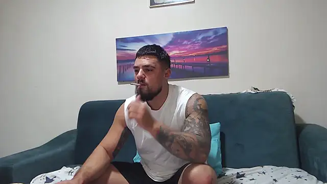 Tiberius hunk online show from 18, 10, 2025