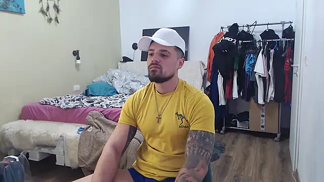 Snapshot of Tiberius_hunk chatting on 26, 2, 2026 Tiberius hunk online show from 26, 2, 2026