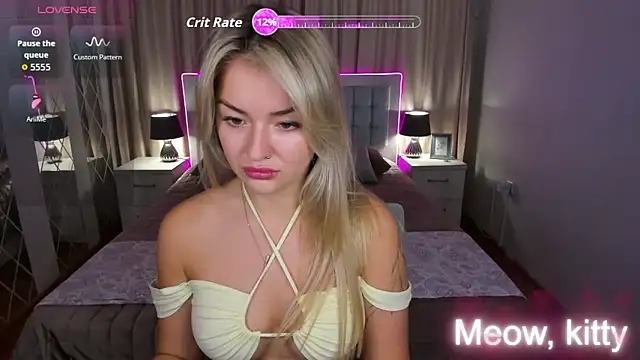 EvaGoddes online show from 4, 11, 2025