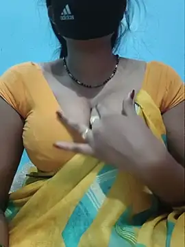Snapshot of Sexyradha_ chatting on 30, 6, 2026 Sexyradha online show from 30, 6, 2026