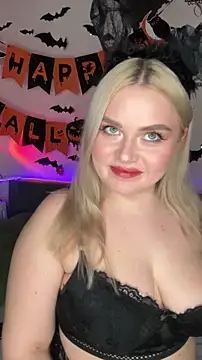 April Vancee online show from 31, 10, 2025