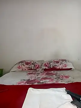 Missvixen81 online show from 18, 2, 2026