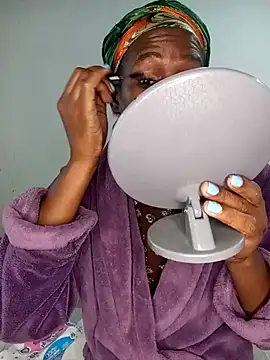 Missvixen81 online show from 20, 4, 2026