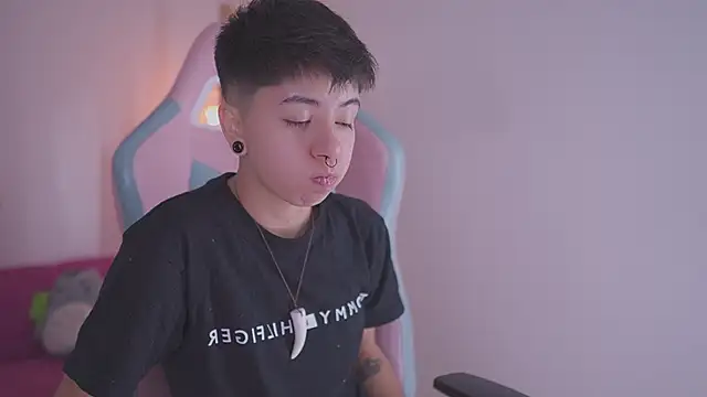 tommy blue online show from 25, 11, 2025