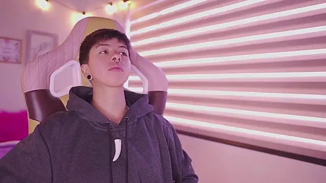 tommy blue online show from 6, 3, 2026