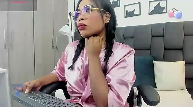 Snapshot of CandyMartinez_ chatting on 17, 3, 2025 CandyMartinez online show from 17, 3, 2025