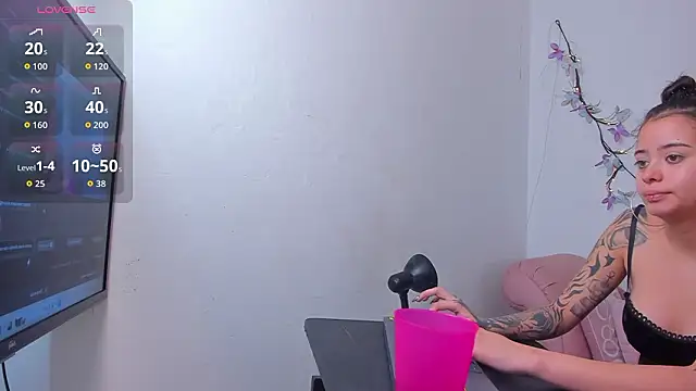 SaskiaGrendel online show from 21, 2, 2026