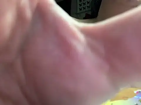 Snapshot of Queendeeeeothroattt chatting on 9, 3, 2026 Queendeeeeothroattt online show from 9, 3, 2026