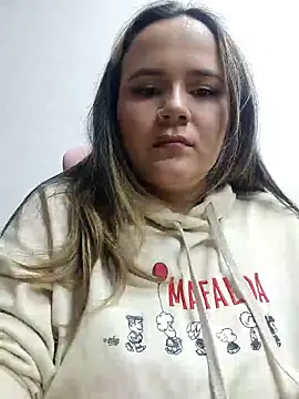 Snapshot of mandy-moore chatting on 17, 5, 2026 mandy-moore online show from 17, 5, 2026