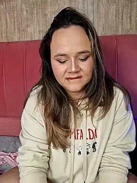 Snapshot of mandy-moore chatting on 22, 5, 2026 mandy-moore online show from 22, 5, 2026