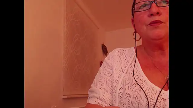 Snapshot of conny99 chatting on 14, 2, 2025 conny99 online show from 14, 2, 2025