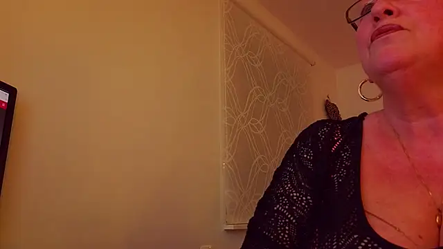 Snapshot of conny99 chatting on 17, 3, 2025 conny99 online show from 17, 3, 2025