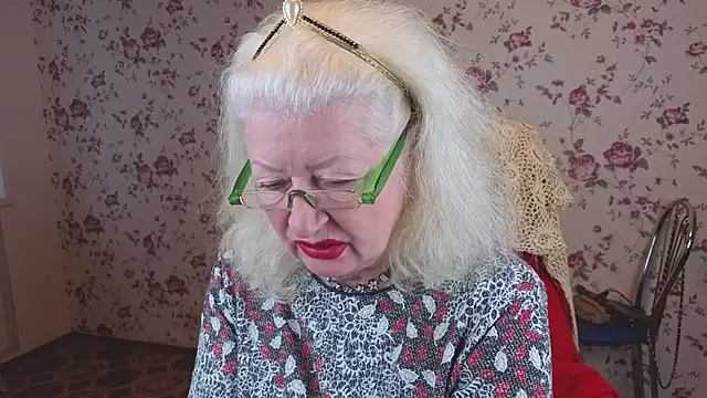 Maya Mayflower online show from 18, 10, 2025